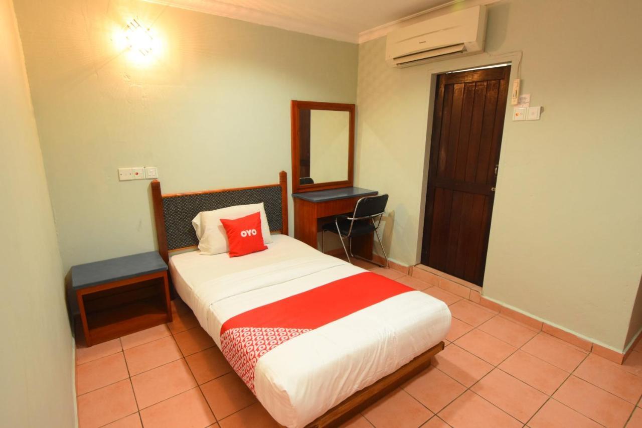 Oyo 89642 Highway Inn Mukah Екстериор снимка