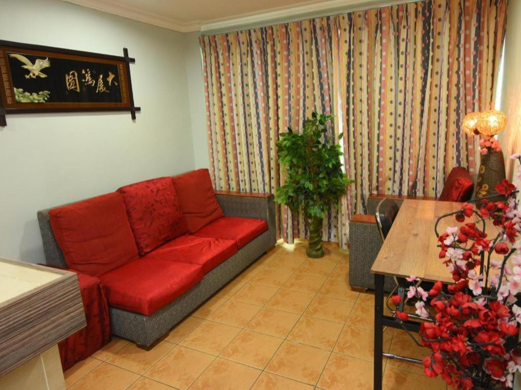 Oyo 89642 Highway Inn Mukah Екстериор снимка
